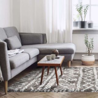 luxus-tapis-800-133236-133x190-taupe_5 ambiance